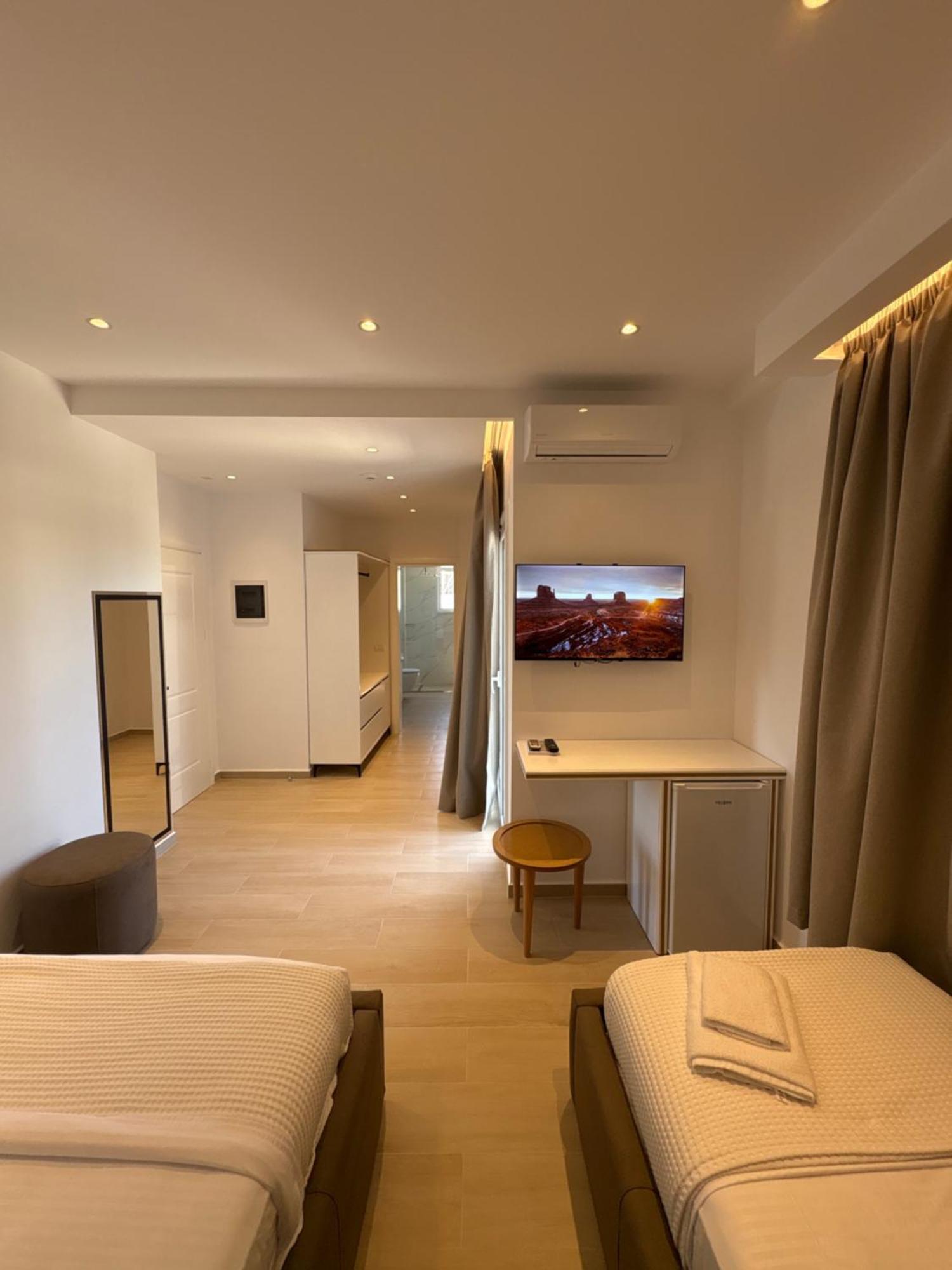 Xhonis Apartments คซามิล ภายนอก รูปภาพ
