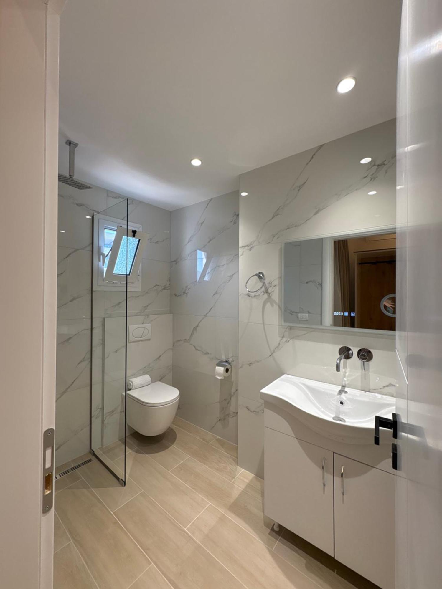 Xhonis Apartments คซามิล ภายนอก รูปภาพ